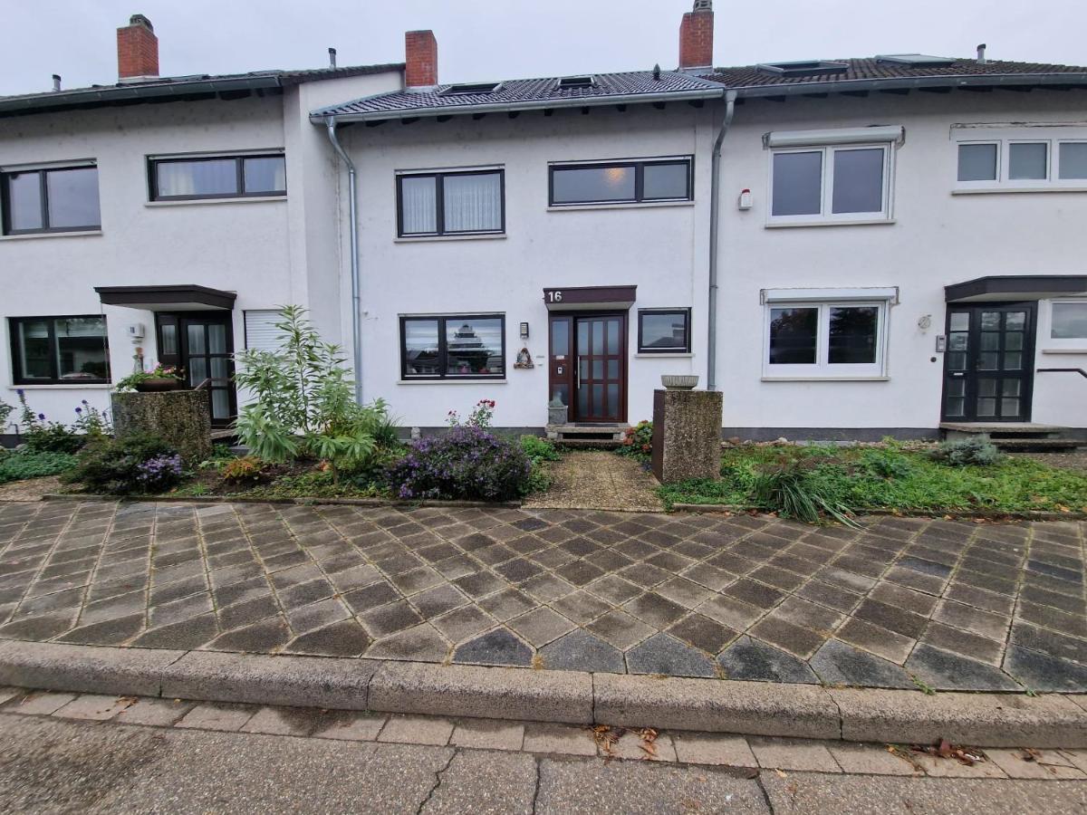 Cheerful Roof Flat In A Private German Style House Homestay *